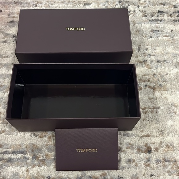 Tom Ford glasses box - Picture 3 of 6